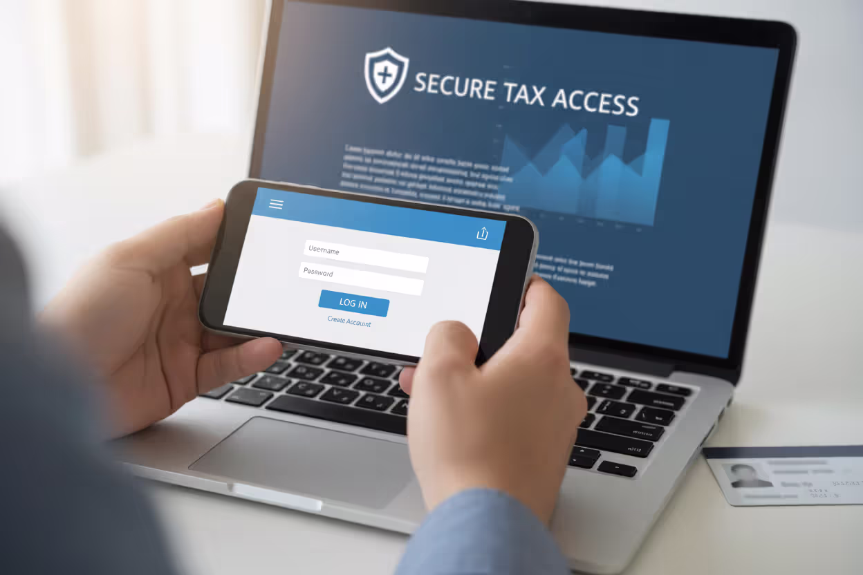 Comparing original and amended tax return documents